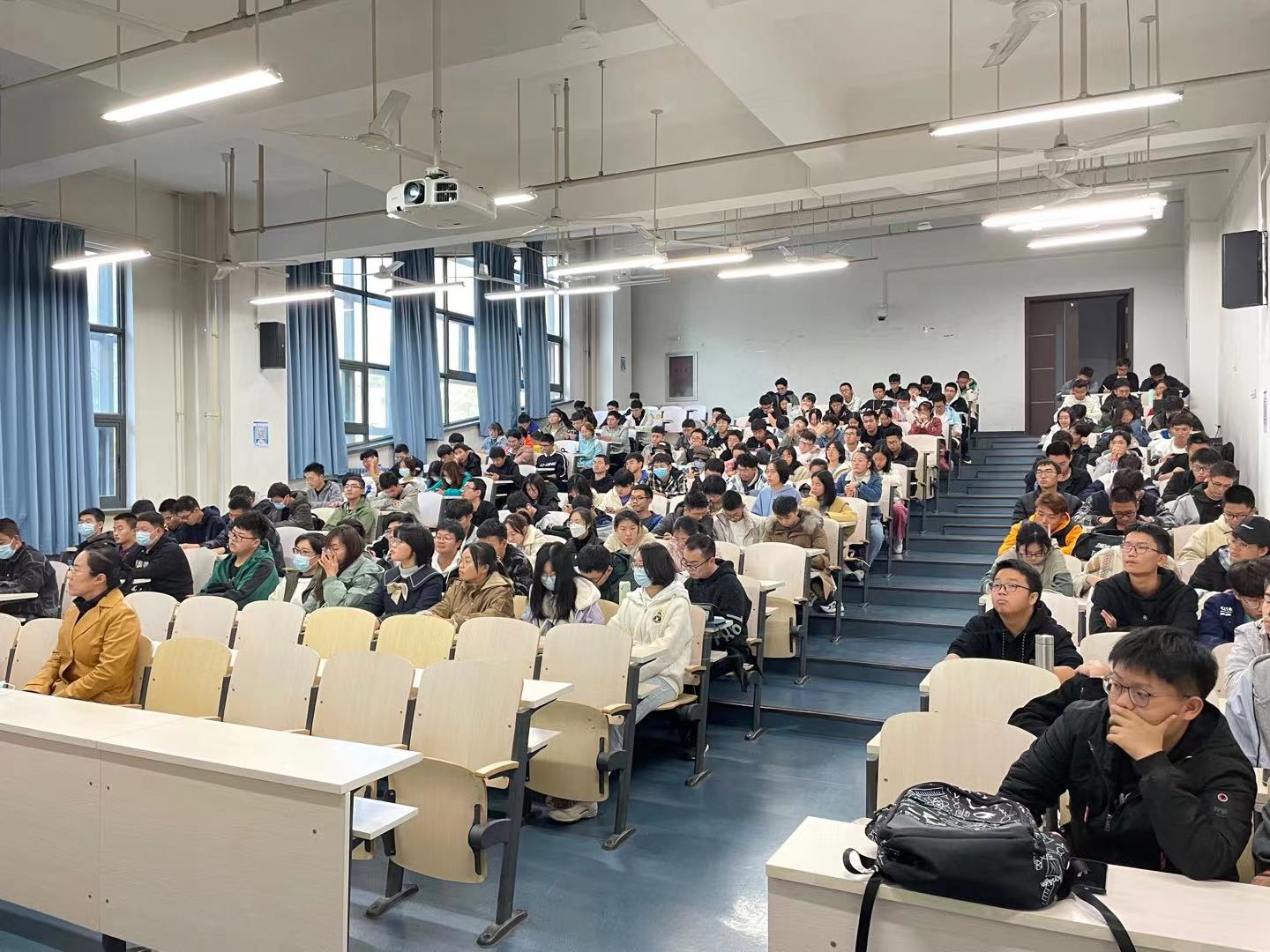 电竞比分