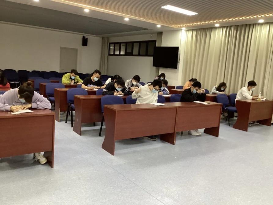 电竞比分