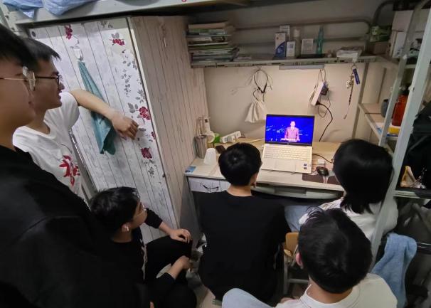 电竞比分