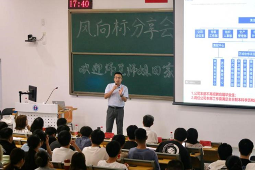 9949e4b66b244dc49b2eb01c3211c617.png 电竞比分