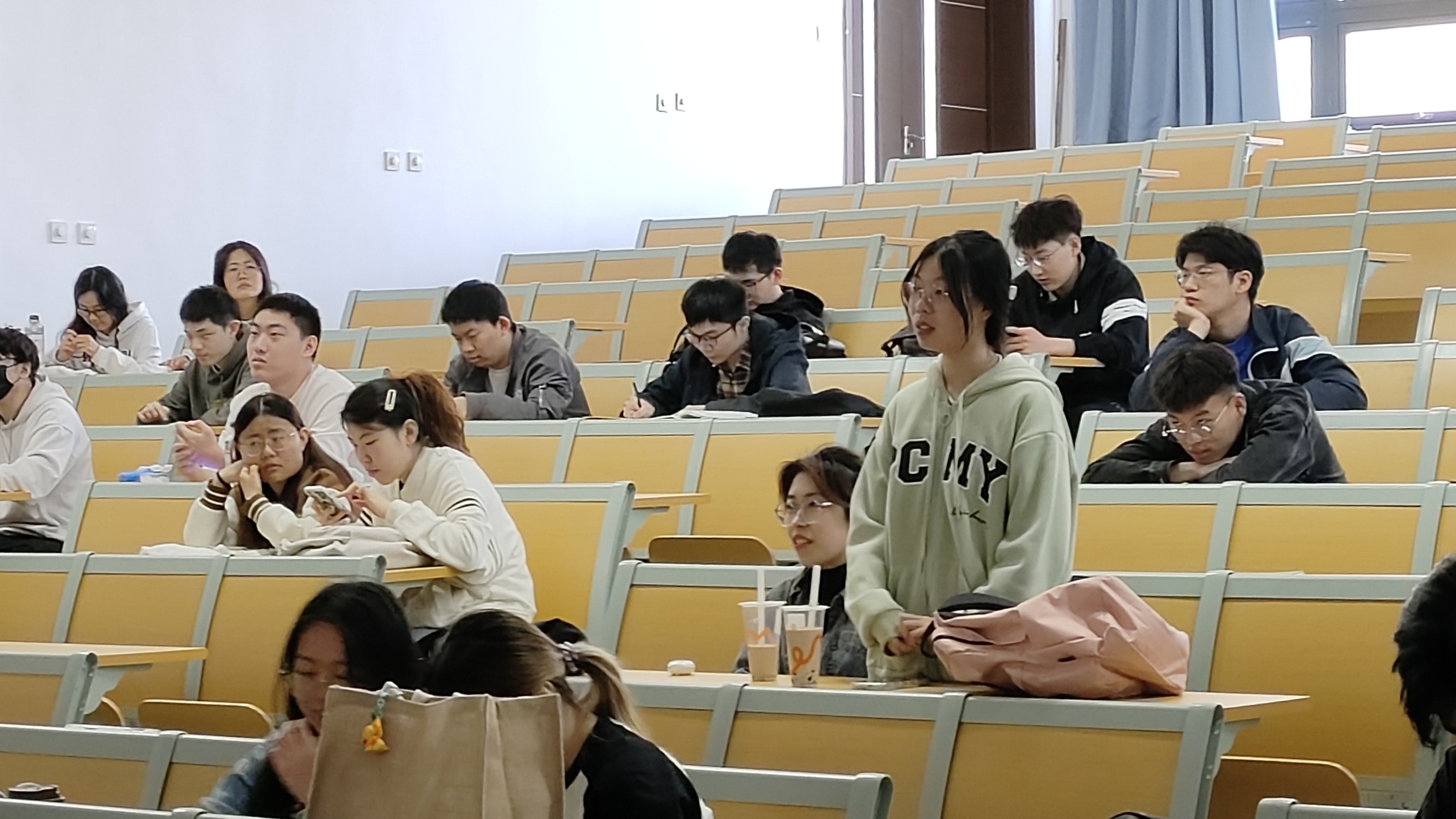 电竞比分