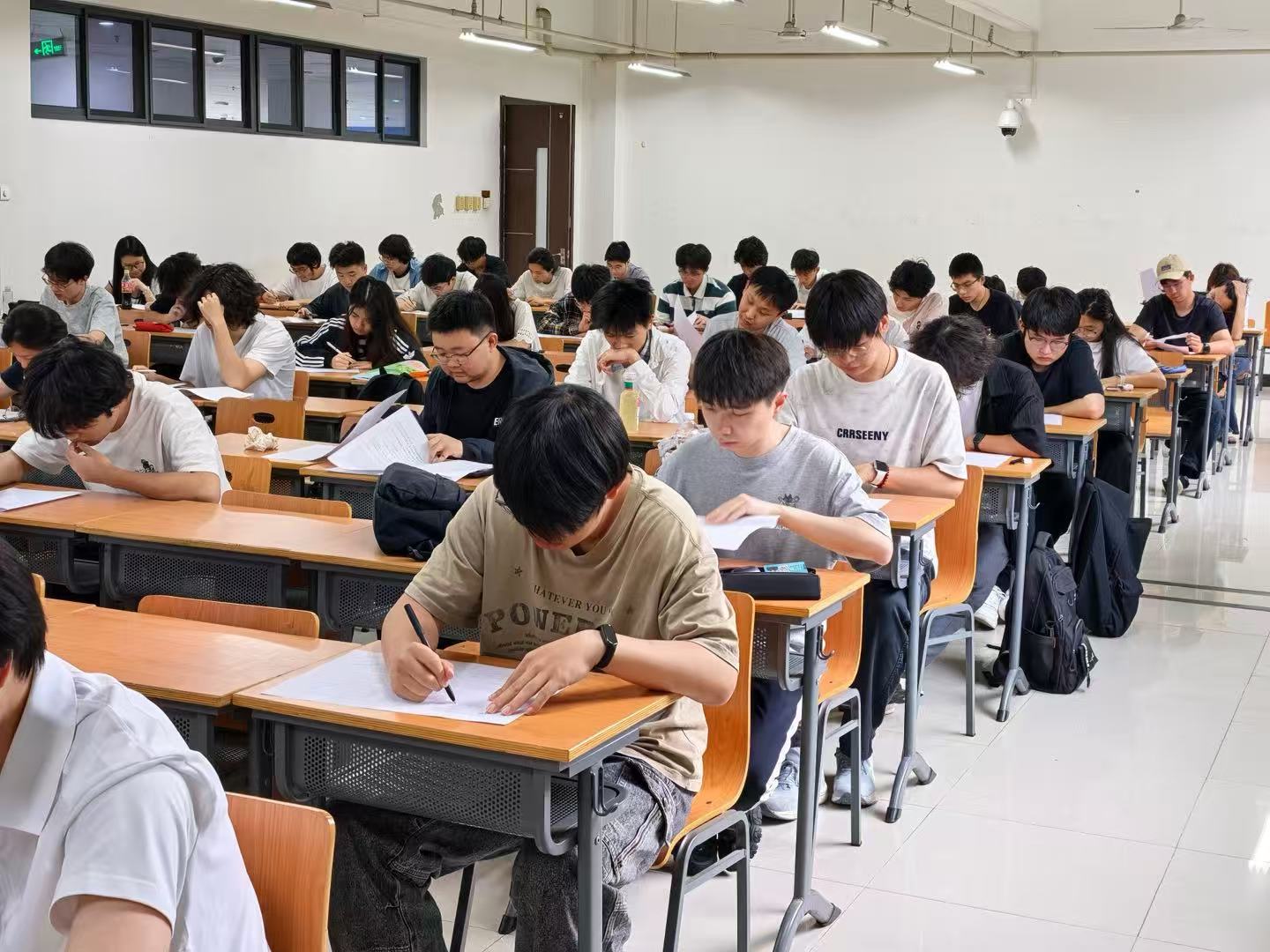 电竞比分